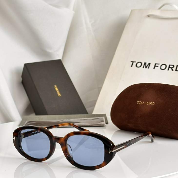 Picture of Tom Ford Sunglasses _SKUfw79478894fw